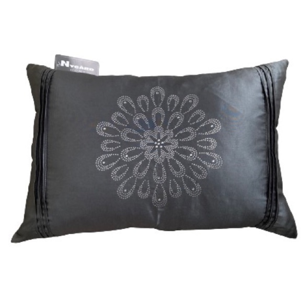 NWT NYGARD HOME Accent Pillow